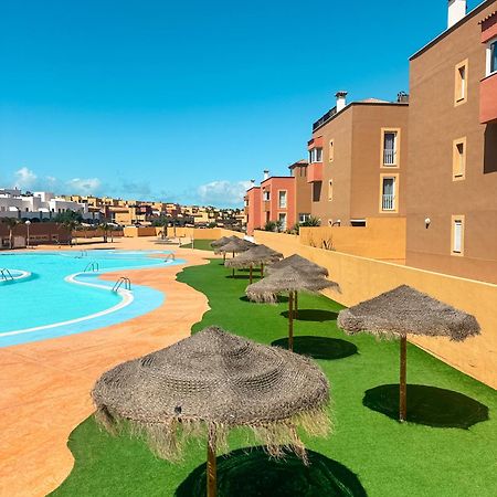 Apartamento Casa Bamboo Corralejo, Espacioso, Piscina Y Parking Esterno foto