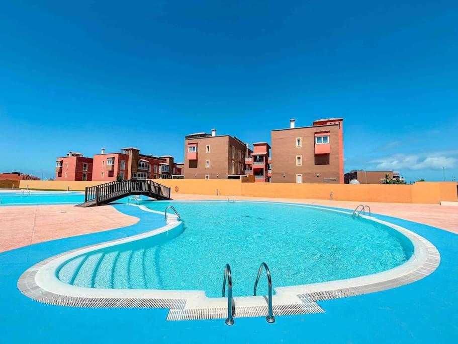 Apartamento Casa Bamboo Corralejo, Espacioso, Piscina Y Parking Esterno foto